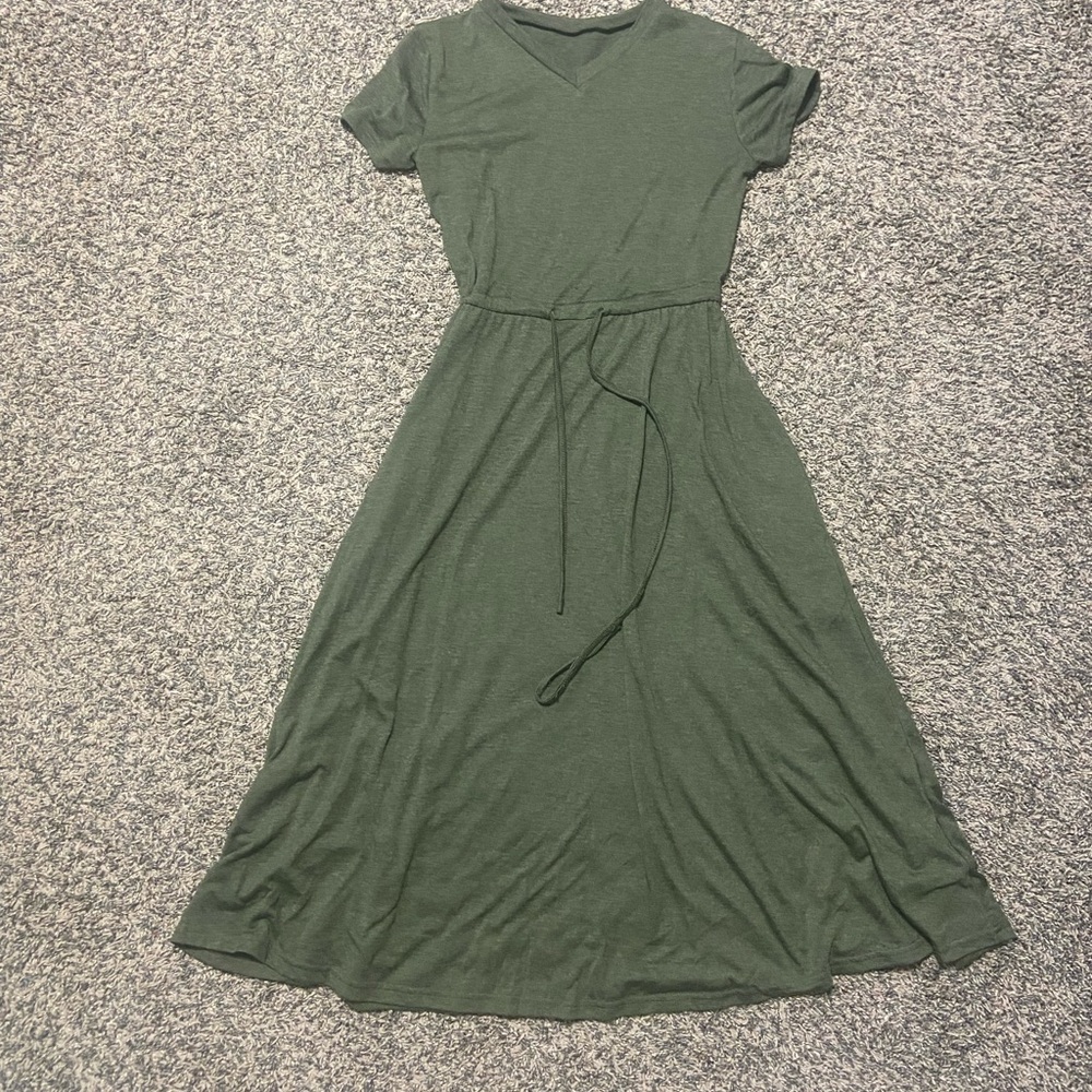 Elegant Green Maxi Dress